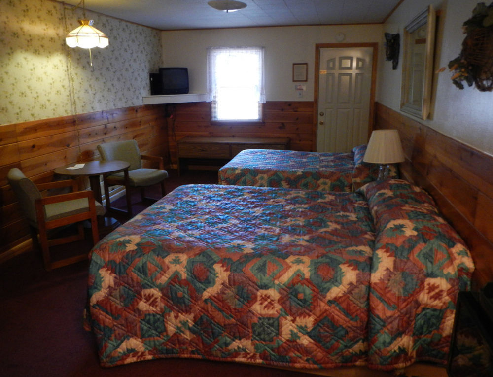 Spring Creek Inn هيل سيتي المظهر الخارجي الصورة