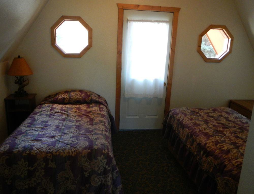 Spring Creek Inn هيل سيتي المظهر الخارجي الصورة